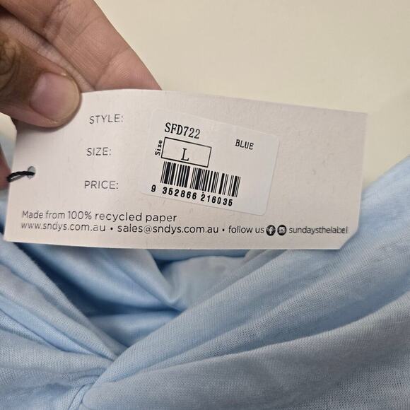 NEW Revolve SNDYS Madrid Maxi Dress Size L Light Blue Off the Shoulder Event - Picture 8 of 10